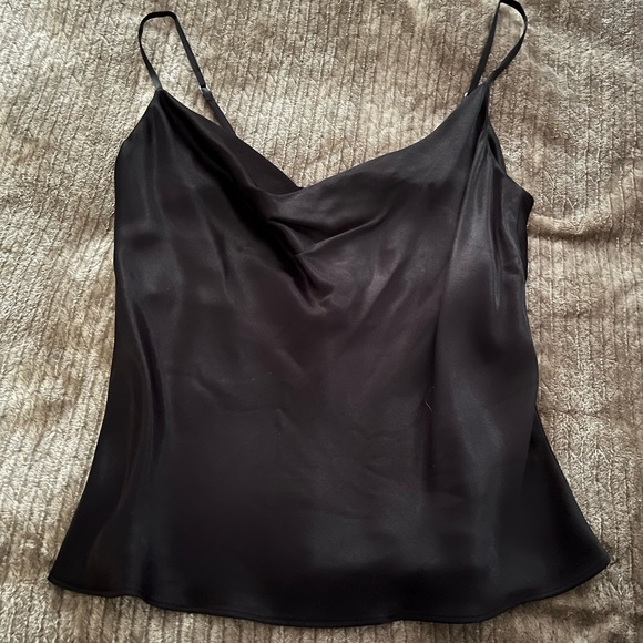 Aritzia Tops - NWT Wilfred muse camisole XS